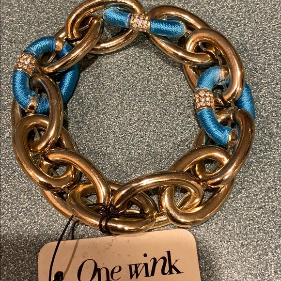 Gold Tone Bracelet - Picture 3 of 5